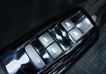 Citroen C3 III Hatchback Facelifting 1.2 PureTech 83KM 2023 Citroen C3 Citroen C3 1.2 Benz 83KM MAX SHINE Salon PL Serwis ASO CarPlay, zdjęcie 22