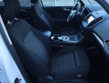 Ford S-Max II Van Facelifting 2.0 EcoBlue 150KM 2021 Ford S-Max 2.0 EcoBlue, Automat, 7 miejsc, zdjęcie 8