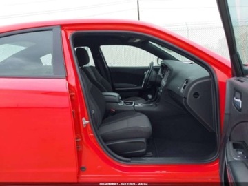 Dodge Charger VII 2022 Dodge Charger sxt, 2022r., 3.6L 3.6 Benzyna 292KM, zdjęcie 4
