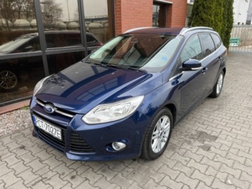 Ford Focus III Kombi 1.0 EcoBoost 125KM 2013 Ford Focus 1.0 benzyna 125 KM zarej w PL nawigacja zadbany zamiana