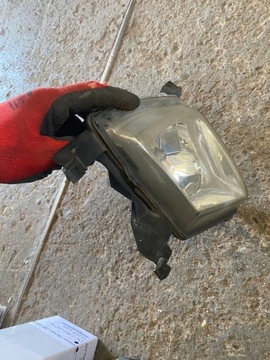 HALOGEN LEVÝ PŘEDNÍ PEUGEOT 407 9685334680