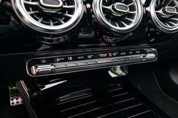 Mercedes CLA C118/X118 Shooting Brake 2.0 250 224KM 2023 MERCEDES-BENZ CLA 250 4-Matic AMG Line 2.0 224KM 2023, zdjęcie 22