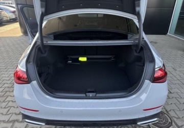 Mercedes Klasa E W214 Sedan 2.0 220d 197KM 2025 Mercedes-Benz Klasa E 220d 4MATIC Pakiet AMG Premium 2.0 Diesel 197KM, zdjęcie 16