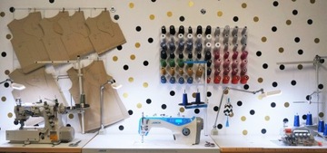 Велюровая декоративная подушка Золотые листья 45х45