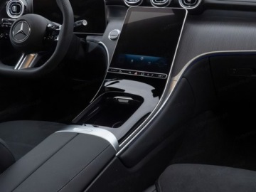 Mercedes GLC C254/X254 Coupe 2.0 220d 197KM 2026 MERCEDES-BENZ GLC 220 d 4-Matic AMG Line 2.0 (197KM) 2026, zdjęcie 10