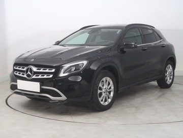 Mercedes GLA I Off-Roader Facelifting 1.6 200 156KM 2018 Mercedes GLA GLA 200, Salon Polska, Automat, zdjęcie 1
