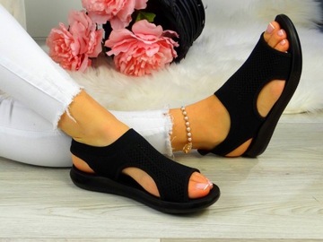 Черные спортивные сандалии на толстой подошве 41