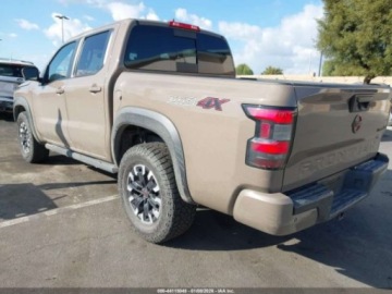 Nissan 2023 Nissan Frontier Pro-4X 2023 3.8 Benzyna 310KM, zdjęcie 3