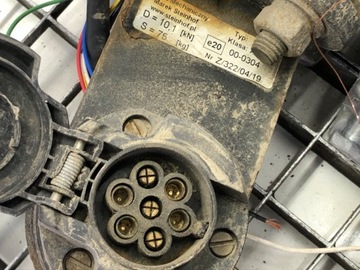 БУКСИРОВОЧНЫЙ КРЮК AUDI A4 B5 Седан/Лимузин 94-01