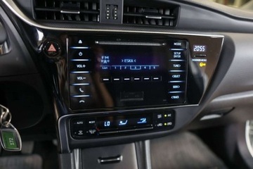 Toyota Auris II Touring Sports Facelifting 1.6 Valvematic 132KM 2017 Toyota Auris 1.6 Active 1.6 Benzyna 132KM, zdjęcie 21