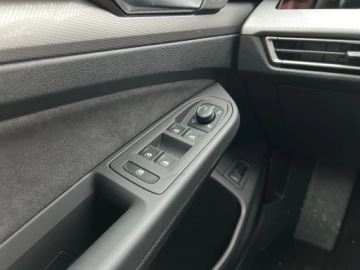 Volkswagen Golf VIII 2024 Volkswagen Golf Variant Style 1.5 eTSI mHEV 116 KM, zdjęcie 19