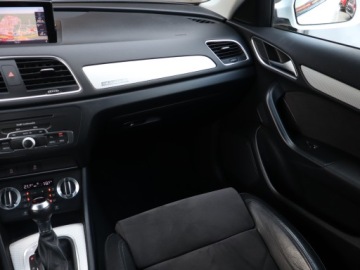 Audi Q3 I SUV 2.0 TDI 177KM 2012 Audi Q3 2.0 TDI, Salon Polska, 174 KM, 4X4, zdjęcie 7