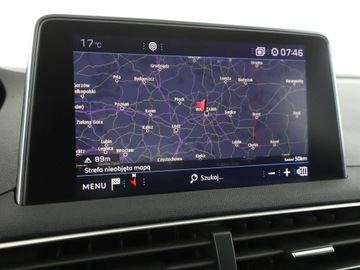 Peugeot 3008 II Crossover 1.5 BlueHDI 130KM 2018 Peugeot 3008 Virtual Navi Czujniki parkowania, zdjęcie 20