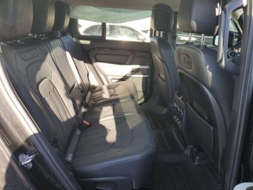 Land Rover Defender IV (L663) 2020 Land Rover Defender 110 SE 2020 3.0l 3.0 Benzyna 395KM, zdjęcie 11