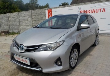 Toyota Auris II 2014 Toyota Auris Okazja 1.8 Hybryda 98KM, zdjęcie 4