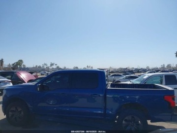 Ford 2022 Ford F150 Lightning Lariat 2022 Elektryczny 580KM, zdjęcie 2