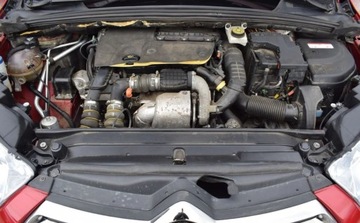 DS 4 I Hatchback Facelifting 2015 (Citroen) 1.6 BlueHDi 120KM 2015 Citroen DS4 Citroen DS4 BlueHDi 120 SampS SoChic 1.6 Diesel 120KM, zdjęcie 34