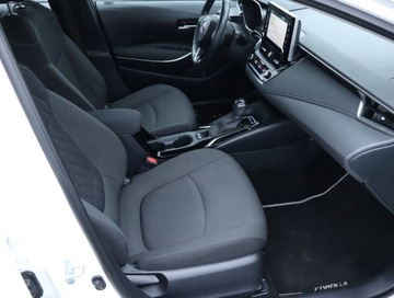 Toyota Corolla XII Sedan 1.8 Hybrid 122KM 2021 Toyota Corolla 1.8 Hybrid, Salon Polska, zdjęcie 7