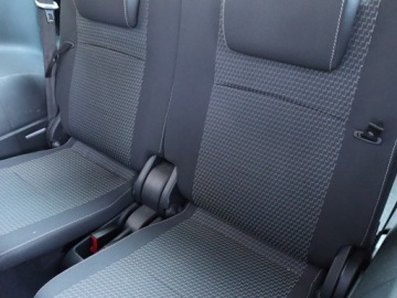 Toyota Verso Minivan Facelifting 1.6 D-4D 112KM 2014 Toyota Verso 1.6 D-4D, 7 miejsc, Klima, zdjęcie 18