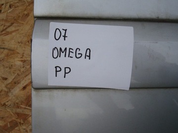 DVEŘE PRAVÉ PŘEDNÍ OPEL OMEGA C STŘÍBRNÉ - 07