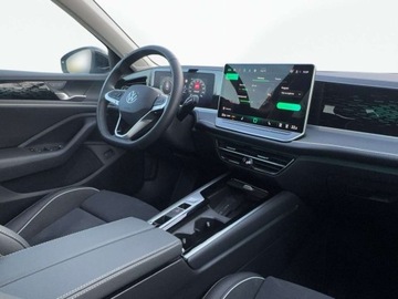 Volkswagen Passat B8 Variant Facelifting 2.0 TDI SCR 150KM 2024 Volkswagen Passat 2.0 Diesel 150KM, zdjęcie 18