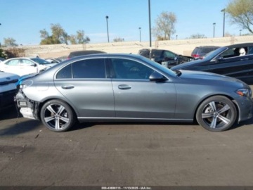 Mercedes Klasa C W206 2023 Mercedes-Benz Klasa C 300 4Matic 2023 2.0 Benzyna 255KM, zdjęcie 6