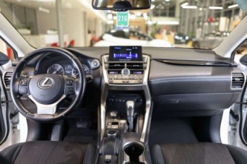 Lexus NX I SUV 200t 238KM 2016 Lexus NX 200t Elite AWD 2.0 Benzyna 238KM, zdjęcie 5