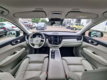Volvo XC60 II 2021 Volvo XC 60 Volvo XC 60 B4 2.0 D, 197KM, Faktura 23 2.0 Diesel 197KM, zdjęcie 2
