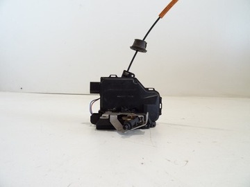 AUDI A4 B6 ZAMEK DRZWI PRAWY TYŁ 4B0839015D