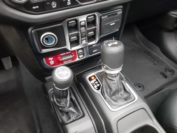 Jeep Wrangler IV 80th Anniversary 2d  Seria 6 2.0 GME Turbo 272KM 2025 JEEP Wrangler Rubicon GME 2.0 Turbo AT 4WD Suv 272KM 2025, zdjęcie 6