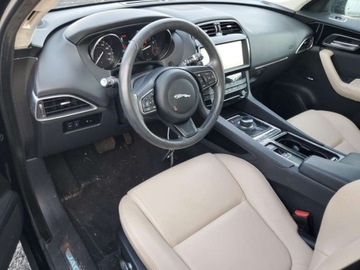 Jaguar F-Pace 2020 Jaguar F-Pace Premium 2020 2.0l 2.0 Benzyna 247KM, zdjęcie 8