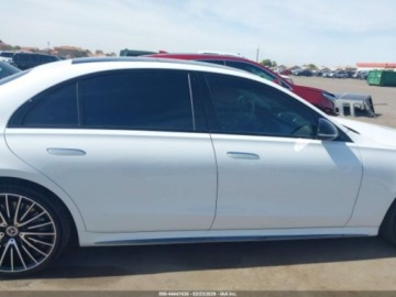 Mercedes Klasa S W223/V223 2024 Mercedes-Benz Klasa S 580 4Matic 2024 4.0 Benzyna 496KM, zdjęcie 6