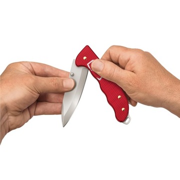 Victorinox 0.9425.DS222, Нож Evoke BSH Alox, зажим, одна рука