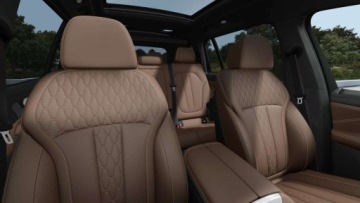 BMW X7 SUV Facelifting 3.0 40d 352KM 2026 BMW X7 xDrive40d 352 KM mHEV - Pakiet M Pro - Sky Lounge - Hak - Iconic Gl, zdjęcie 11