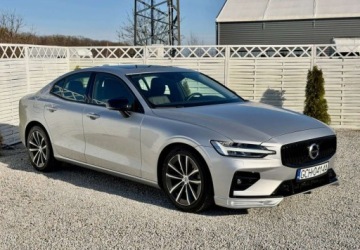 Volvo S60 III 2021 Volvo S60 Volvo S60 2.0 Hybryda 250KM, zdjęcie 3
