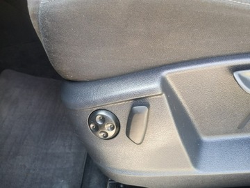 Volkswagen Sharan II Van 2.0 TDI-CR BMT 140KM 2011 Volkswagen Sharan 2.0TDI 140KM Klimatronic Tempoma, zdjęcie 17