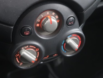 Nissan Micra IV Hatchback 5d 1.2 80KM 2012 Nissan Micra 1.2 12V, GAZ, Navi, Klima, Parktronic, zdjęcie 11