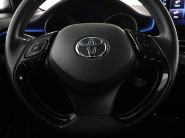 Toyota C-HR I Crossover 1.2L Turbo 116KM 2017 Toyota C-HR navi grzane fotele kamera tempomat, zdjęcie 19