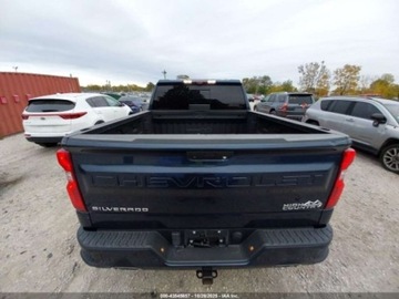 Chevrolet Silverado II 2021 Chevrolet Silverado 2021r,. 4x4, 1500, Crew Cab, High Country 6.2 Benzyna, zdjęcie 5