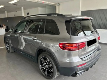 Mercedes GLB SUV 2.0 200d 150KM 2025 MERCEDES-BENZ GLB 200 d 4-Matic AMG Line 2.0 (150KM) 2025, zdjęcie 3