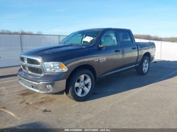 RAM 1500 Classic Tradesman 57 Box 2021 5.7l 5.7 Benzyna 395KM, zdjęcie 1