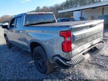 Chevrolet Silverado II 2023 Chevrolet Silverado 1500 Standard Bed Rst 2023 5.3 Benzyna 355KM, zdjęcie 3