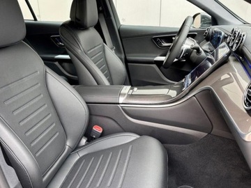 Mercedes GLC C254/X254 Coupe 2.0 220d 197KM 2026 GLC Coupe 220 d 4-Matic AMG Line 2.0 (197KM) 2026, zdjęcie 3