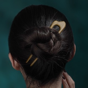 Заколка для волос в виде диадемы, палочка для еды, французская вилка.