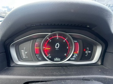 Volvo V70 III Kombi Facelifting 2.0 D2 DRIVE-E 120KM 2015 Volvo V70 2.0 D2 Xenony Podgrzewane fotele Hak, zdjęcie 6