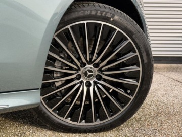 Mercedes Klasa E W214 Sedan 2.0 220d 197KM 2025 E Klasa 220 d 4-Matic Exclusive 2.0 (197KM) 2025, zdjęcie 4