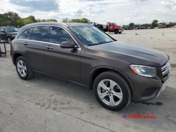 Mercedes GLC C253 2018 Mercedes-Benz GLC 2018 r.,2,0L 300 2.0 Benzyna 241KM, zdjęcie 2
