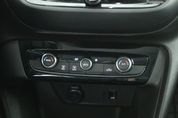 Opel Corsa F Hatchback 5d 1.2 Turbo 100KM 2022 Opel Corsa 1.2 Turbo, Salon Polska, Serwis ASO, zdjęcie 10