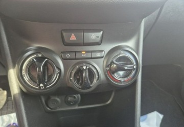 Peugeot 208 I Hatchback 3d 1.0 VTI 68KM 2014 Peugeot 208 Tylko 91.000km Bogata wersja Benzyna 68KM, zdjęcie 17
