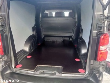 Citroen Jumpy II 2020 Citroen Jumpy Combi Citroen Jumpy Combi 2.0 Diesel 122KM, zdjęcie 11